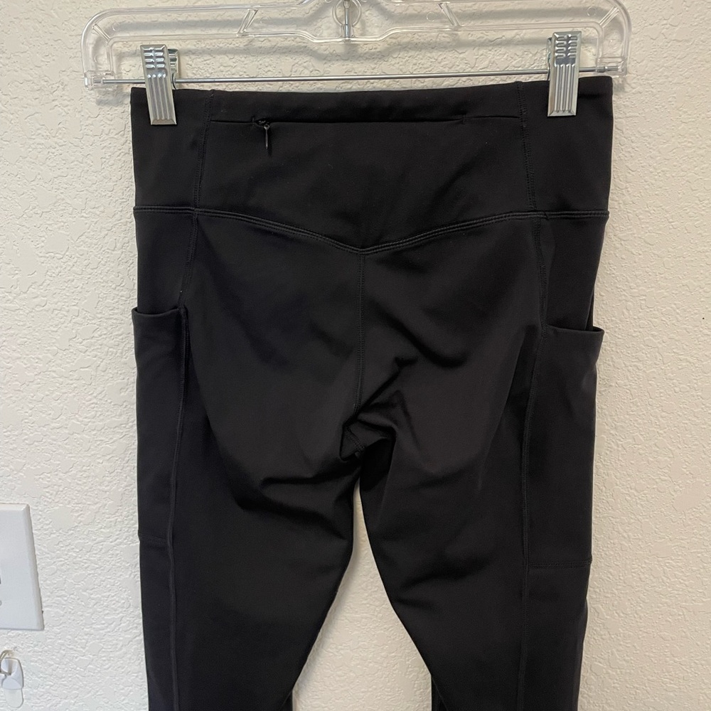 2 Fabletics leggings